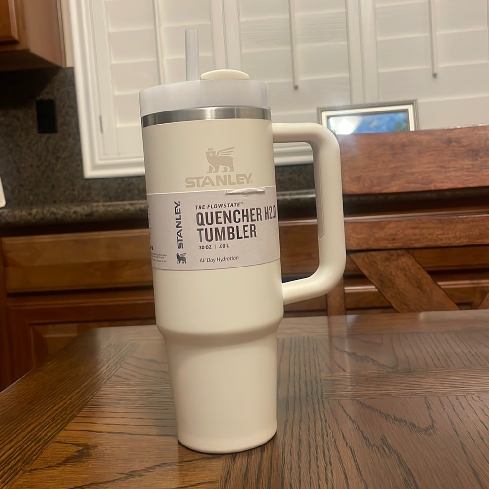 30oz Cream Stanley